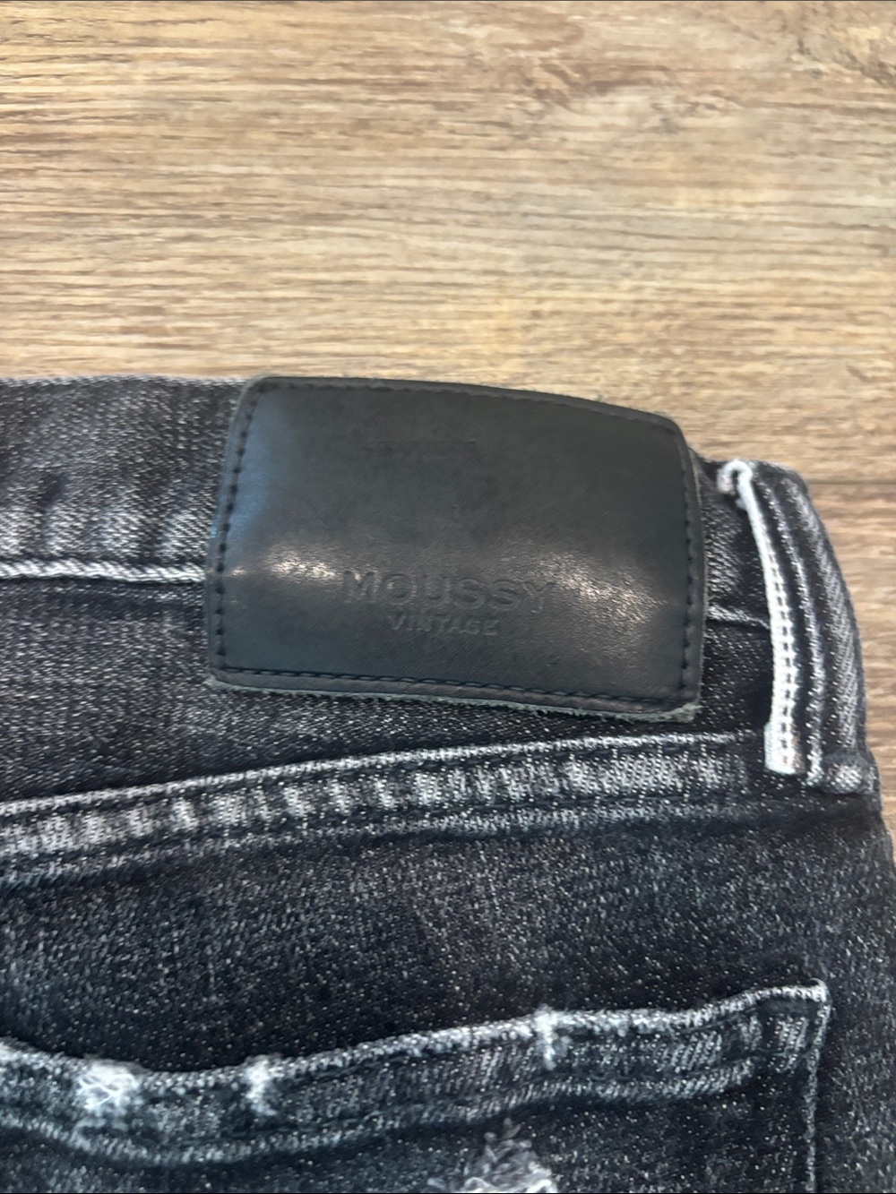 Moussy Vintage Glendele Skinny Distressed Raw Hem Jeans Black Womens Size 28 est - Picture 13 of 15